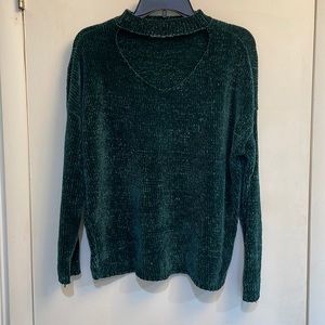 Cute emerald green cut out sweater! Only worn a couple of times!